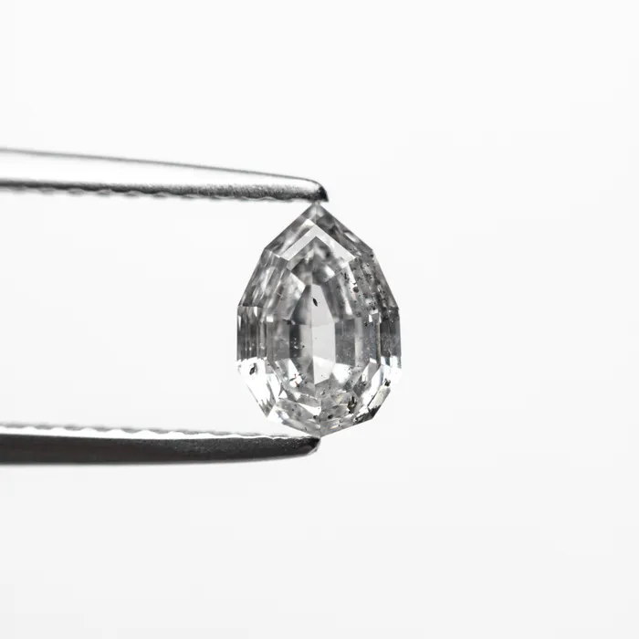 082ct 703x486x310mm Geo Pear Step Cut 2325501 Misfit Diamonds Rings