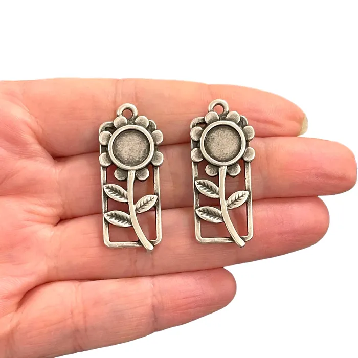 Antique Silver Plated Sunflower Charms 2 pcs in a pack Peppy Beads Earrings
