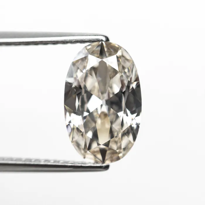 Champagne Modern Antique Brilliant Diamond 220ct Oval Misfit Diamonds Rings