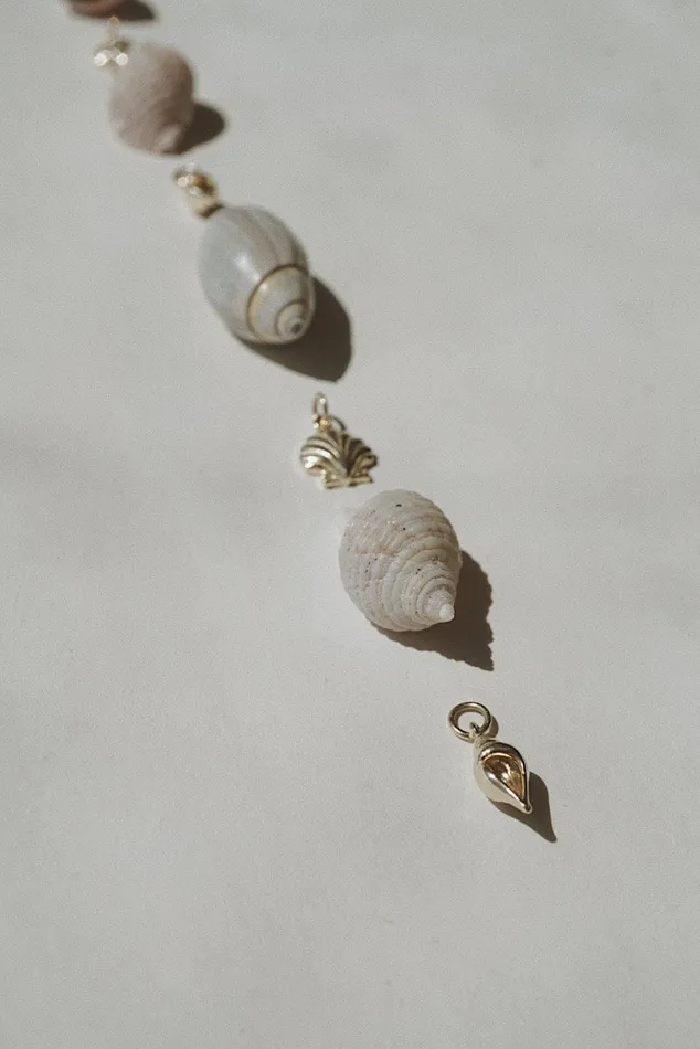 Conch Charm Pendant readytoship Foe Dear Necklaces