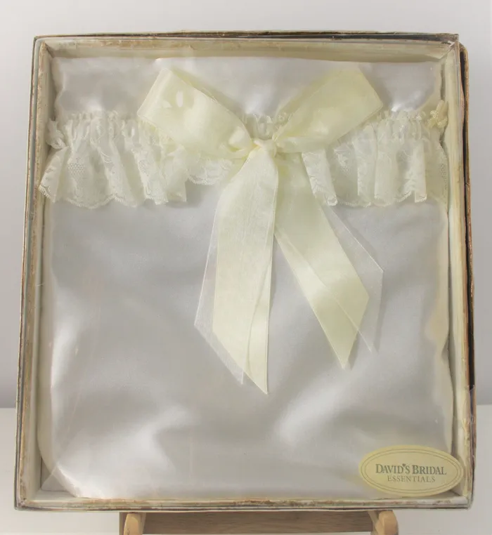 Davids Bridal Essentials Drawstring Bag Jubilee Thrift Earrings
