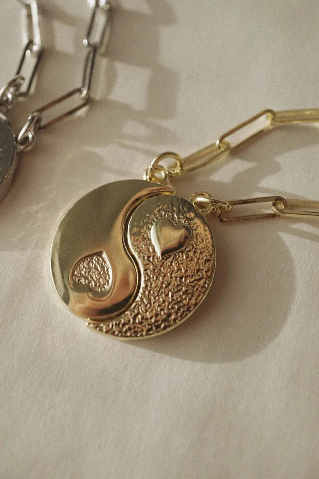 Earrings Foe Dear Yin Yang Keychain Set
