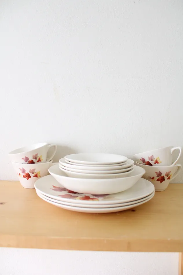 Earrings Jubilee Thrift USA Pottery Colored Maple Leaves OffCenter Vintage 1940s Dinnerware Plate Set