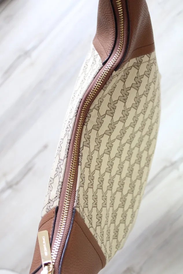 Earrings Michael Kors NEW MICHAEL Michael Kors Aria Beige Monogram Purse
