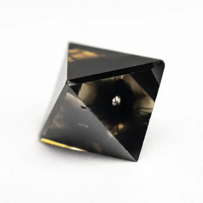 Earrings Misfit Diamonds 1323ct 1565x1120x1155mm Asteriated Octahedron 2516901 Earrings Misfit Diamonds 1323ct 1565x1120x1155mm Asteriated Octahedron 2516901