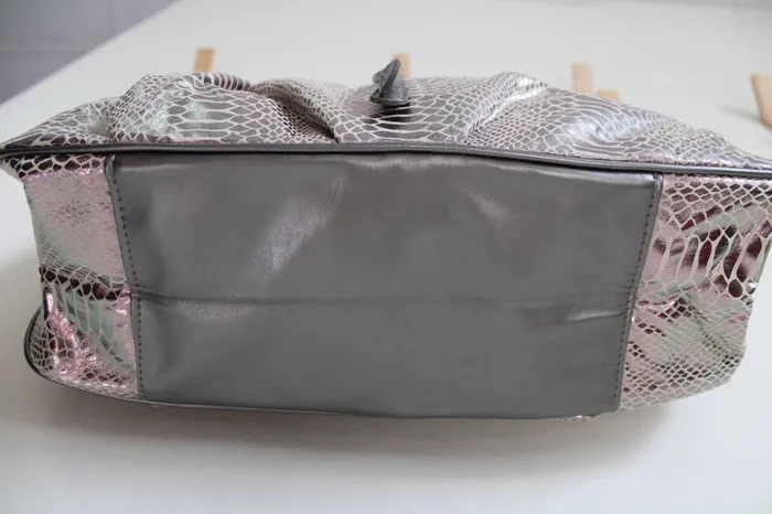 Earrings NEW Rebel By Rhianna Alligator Silver Metallic Patterned Tote Jubilee Thrift