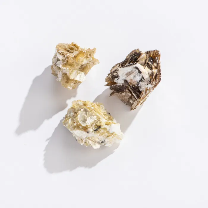 GEOCENTRAL Earrings Star Mica Cluster 1125
