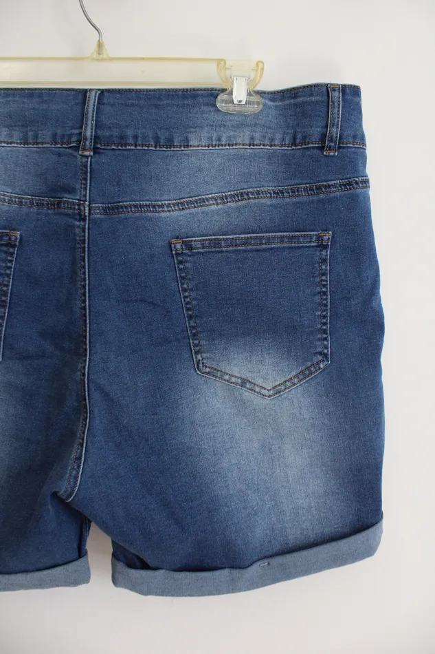Jubilee Thrift Earrings Distressed Cuffed Denim Shorts 20W