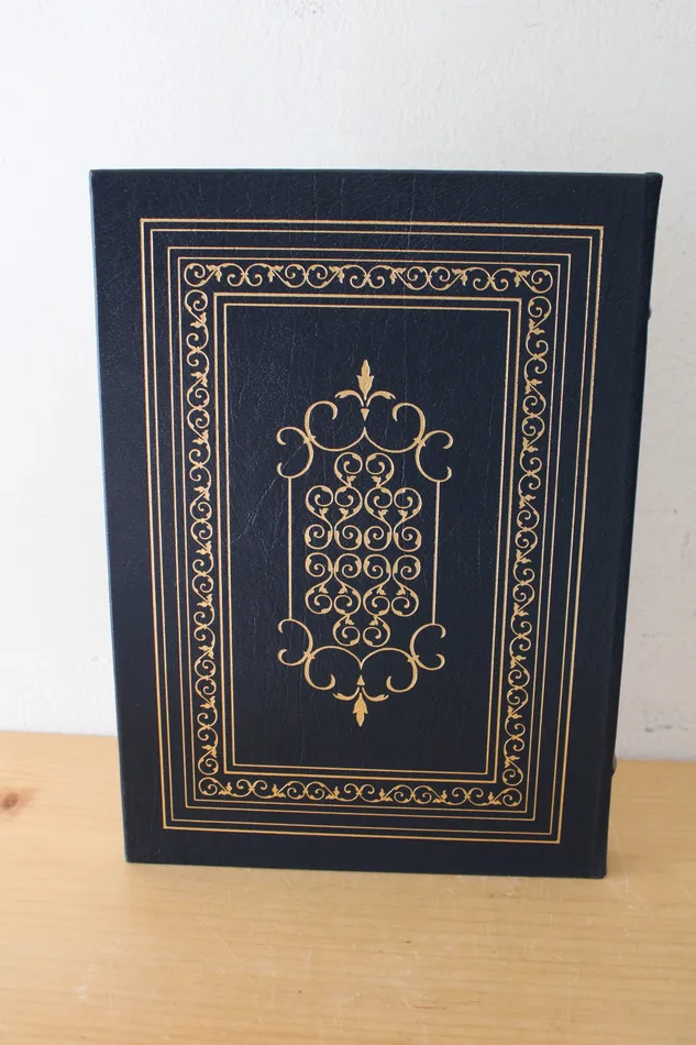 Jubilee Thrift Earrings She Stoops To Conquer Or Mistakes Of A Night By Oliver Goldsmith The Easton Press