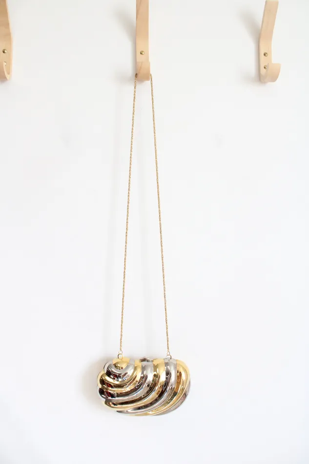 Jubilee Thrift Earrings Vintage Gold Silver Hardshell Metal Clam Gold Chain Bag