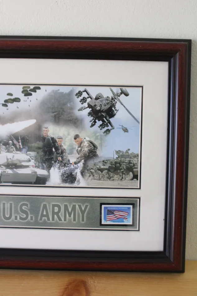 Jubilee Thrift Necklaces United States Postal Service US ARMY Commemorative 1st Day Issue Stamp Pin Wall Hanging 12X14