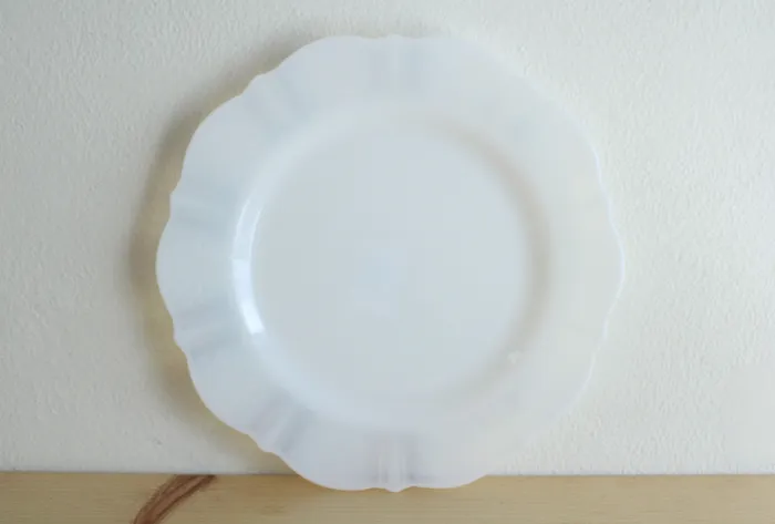 Jubilee Thrift Vintage Milk Glass Dinner Plate 9 Earrings