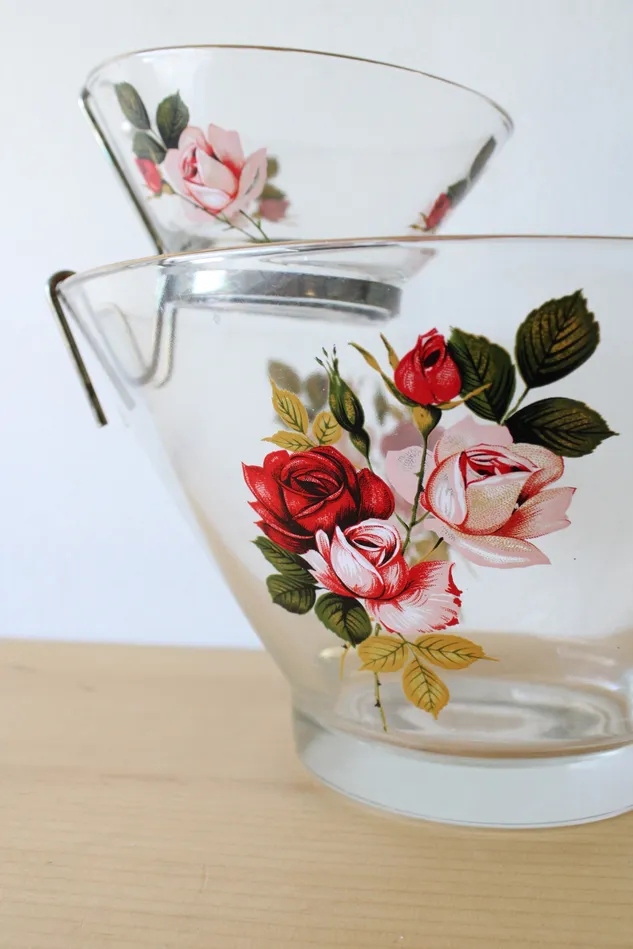 Jubilee Thrift Vintage West Virginia Glass Rose Chip and Dip Set Earrings