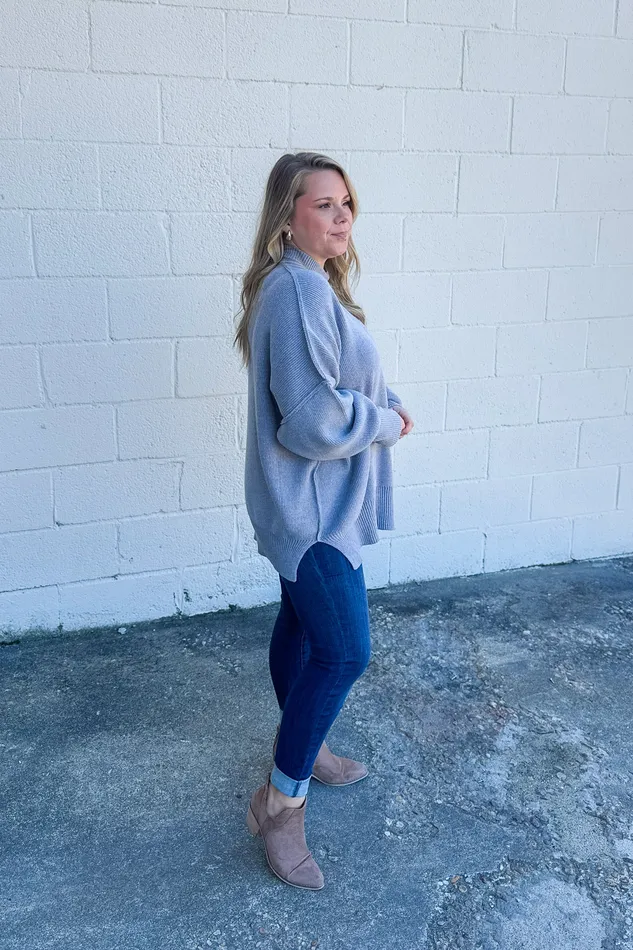 Judith Oversized Sweater Grey Zenana Earrings