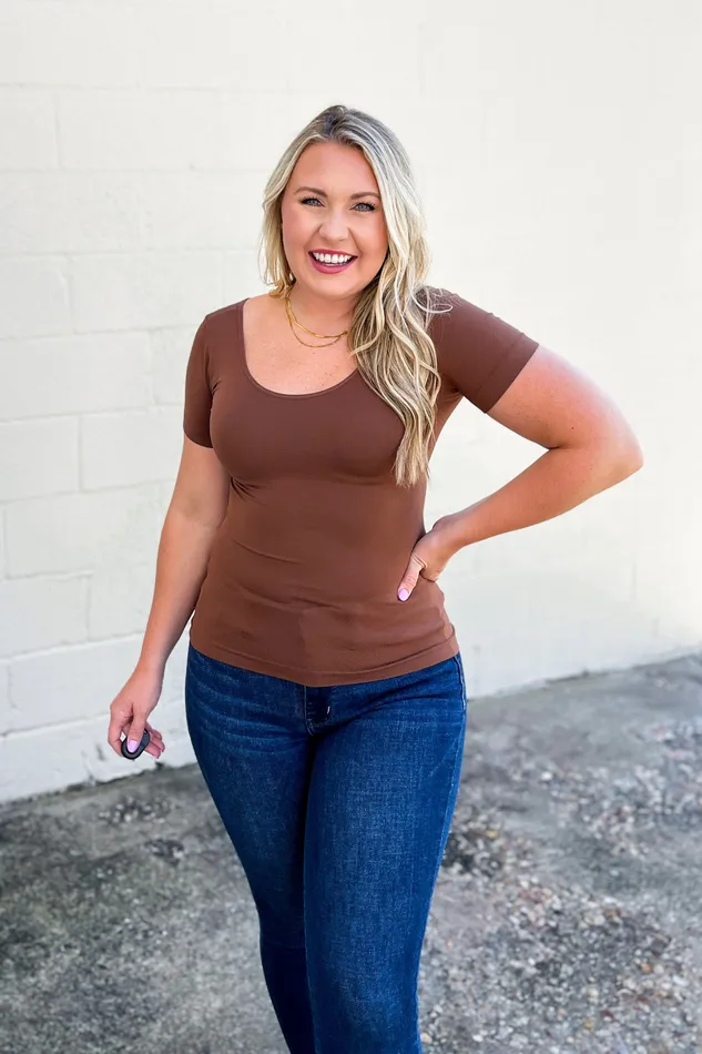 Judson Earrings Seamless Reversible VNeck Short Sleeve Top Coffee