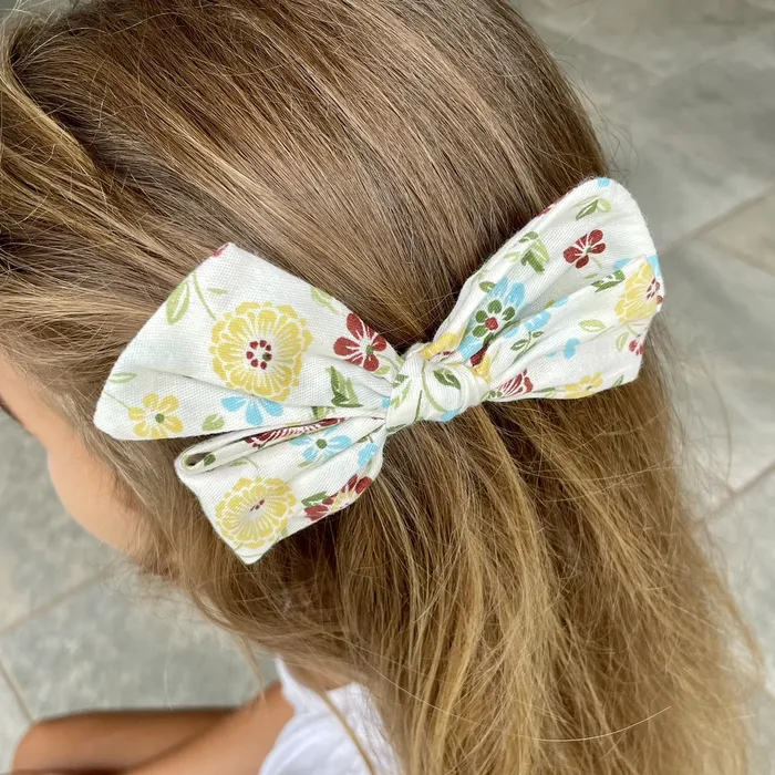 Large Girls Hair Clips Yellow and Orange Floral iszi ONLINE Rings