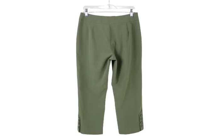 Larry Levine Stretch Green Capri Pants 6 Larry Levine Earrings