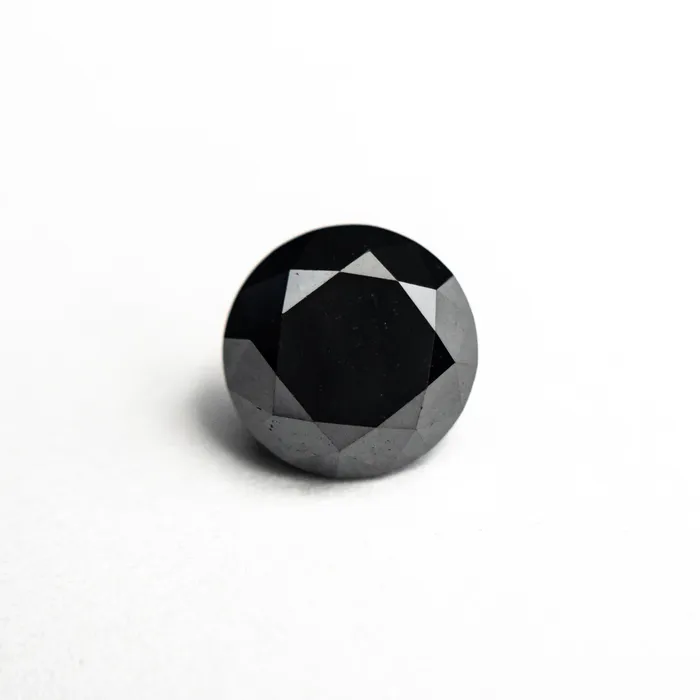 Misfit Diamonds Rings 157ct 672x663x537mm Round Brilliant 2453103