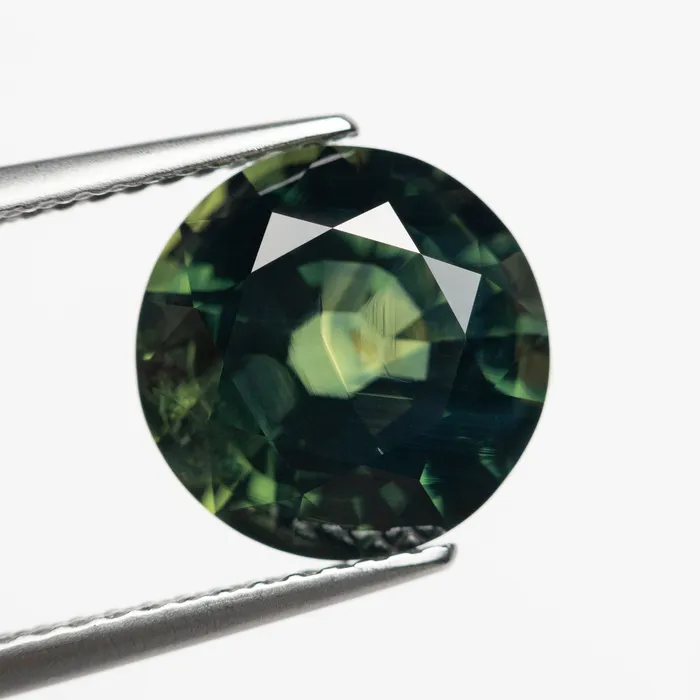 Misfit Gems Rings 516ct 1015x1012x645mm Round Brilliant Sapphire 2160801
