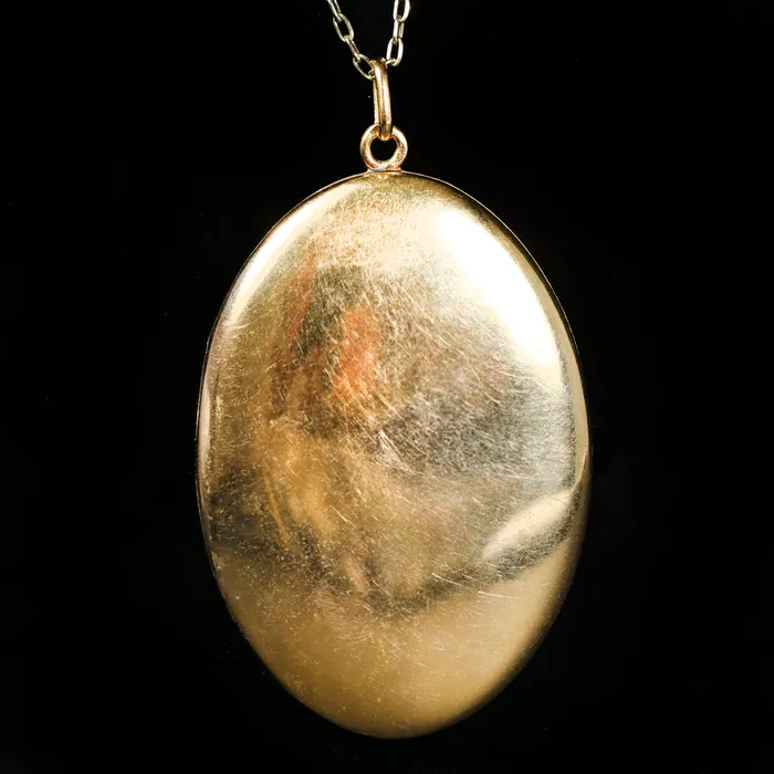 Necklaces ES Nacht Victorian 18k Yellow Gold Enamel Locket Pendant