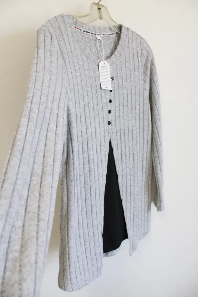 Necklaces Made With Heart Made With Heart Gray Top S