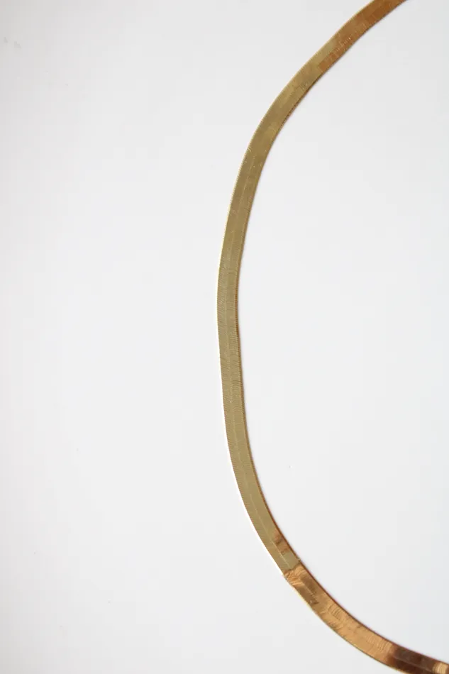 Necklaces Milor Milor Flat Herringbone Italy 14KT Yellow Gold Necklace