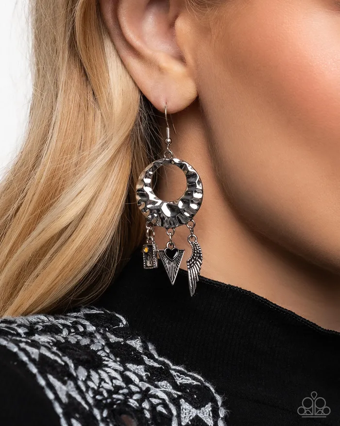 Necklaces Paparazzi Accessories Alternative Angel Black