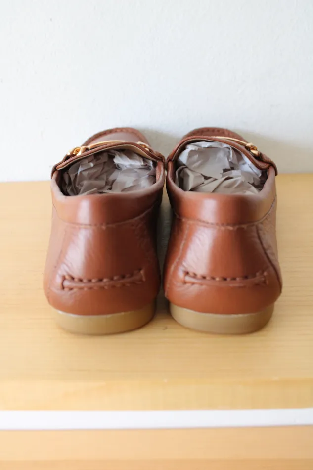 NEW Coach Olive Leather Pebble Grain Brown Loafer Size 85 Coach Earrings