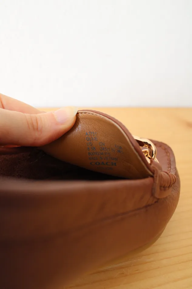NEW Coach Olive Leather Pebble Grain Brown Loafer Size 85 Coach Earrings