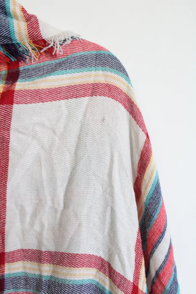 NEW Grace Lace Red Blue Plaid Poncho One Size Grace Love Rings