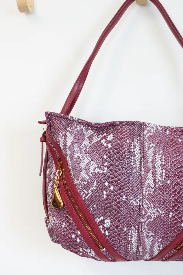 NEW Sharif Pink Snakeskin Anaconda Tears Printed Leather Tote Bag Sharif Earrings