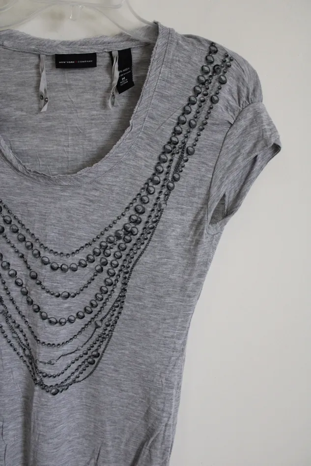 New York Company Earrings New York Co Gray Beaded Graphic Tee M
