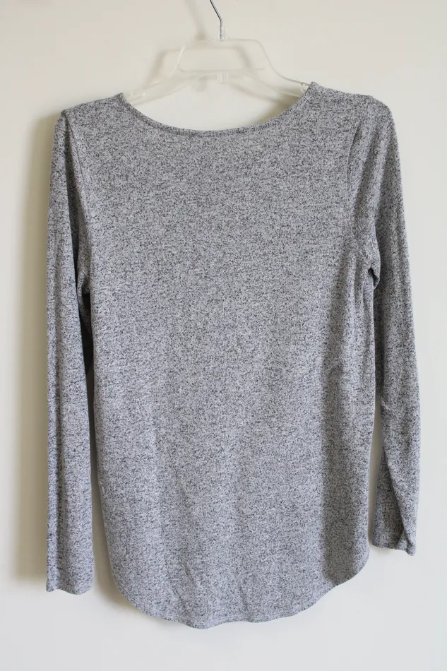 Old Navy Gray Soft Shirt S Old Navy Earrings