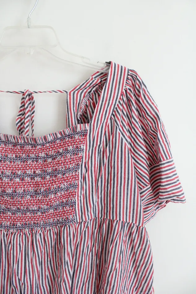 Old Navy Red Blue White Smocked Loose Flowy Top XL Old Navy Rings