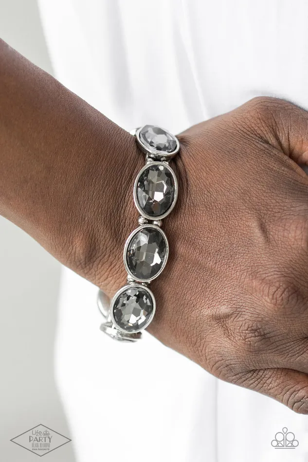 Paparazzi Accessories Earrings DIVA In Disguise Silver