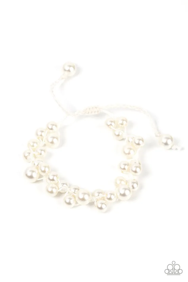 Paparazzi Accessories Rings Vintage Versatility White