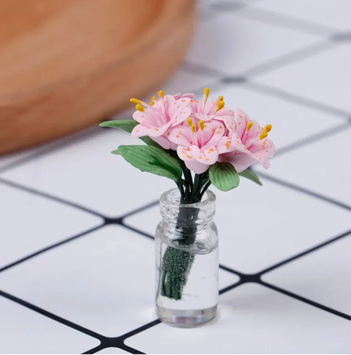 Portraits by NC Earrings Pink Lilies in Glass Vase 1 12 Scale Dollhouse Plants Portraits by NC Earrings Pink Lilies in Glass Vase 1 12 Scale Dollhouse Plants