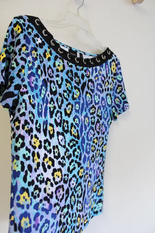 Rafaella Blue Leopard Short Sleeved Shirt M Rafaella Rings