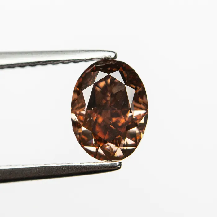Rings 150ct 769x574x416mm GIA SI1 Fancy Deep BrownPink Oval Brilliant 2416101 Misfit Diamonds