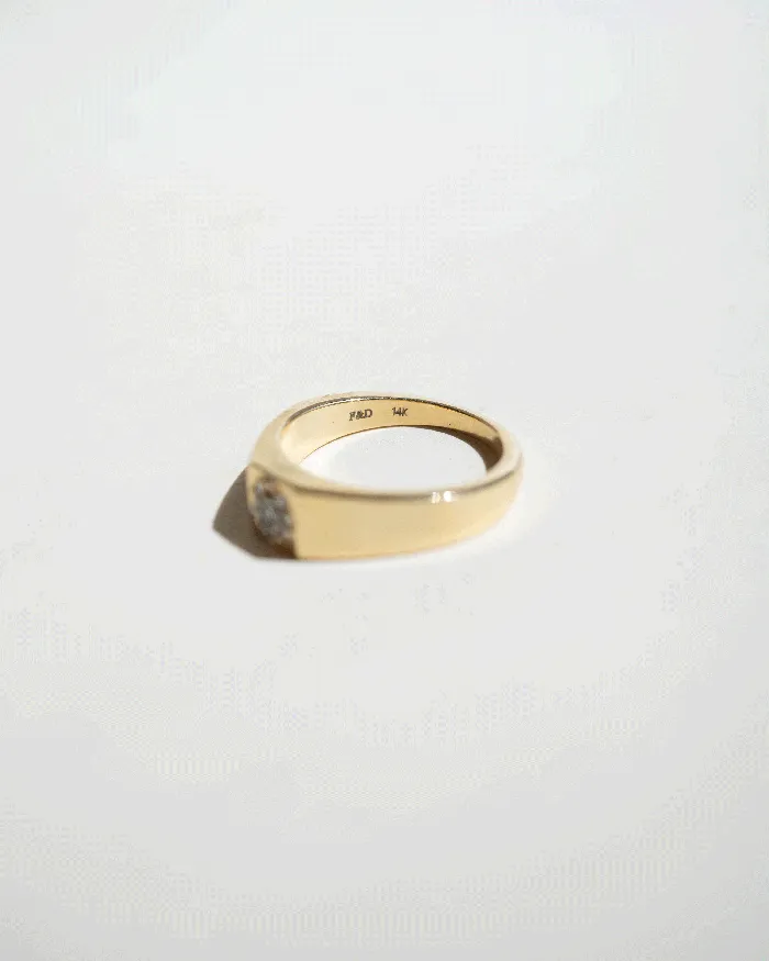 Rings Bellis Signet Ring Moonstone Foe Dear