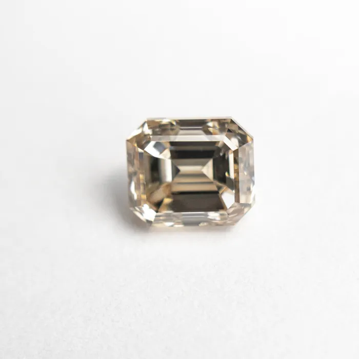 Rings Misfit Diamonds 130ct 608x523x438mm SI1 C3 Cut Corner Rectangle Step Cut 1990304 Rings Misfit Diamonds 130ct 608x523x438mm SI1 C3 Cut Corner Rectangle Step Cut 1990304