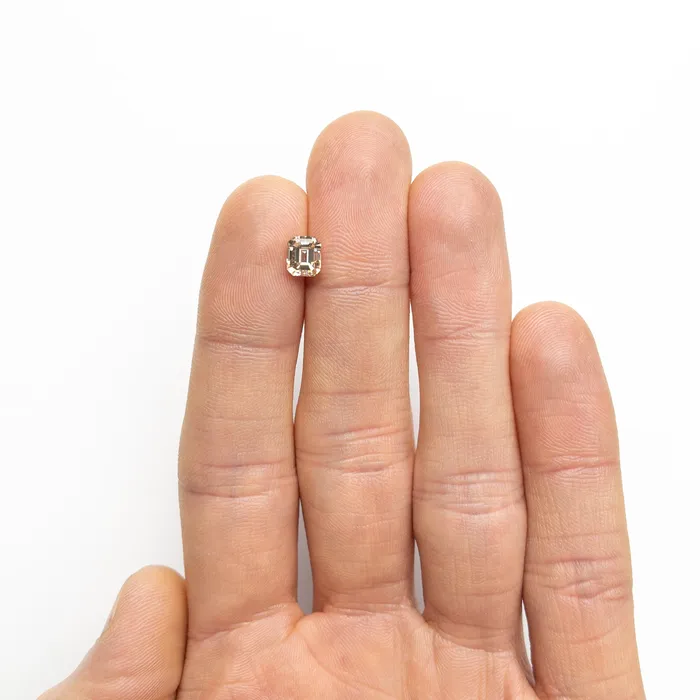 Rings Misfit Diamonds 130ct 608x523x438mm SI1 C3 Cut Corner Rectangle Step Cut 1990304
