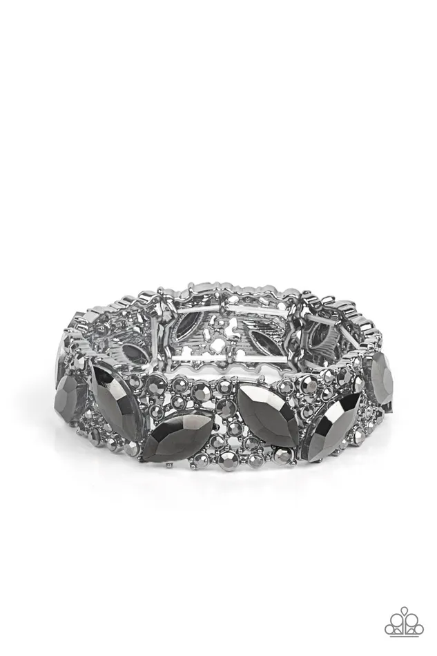 Rings Paparazzi Accessories Full Body Chills Black