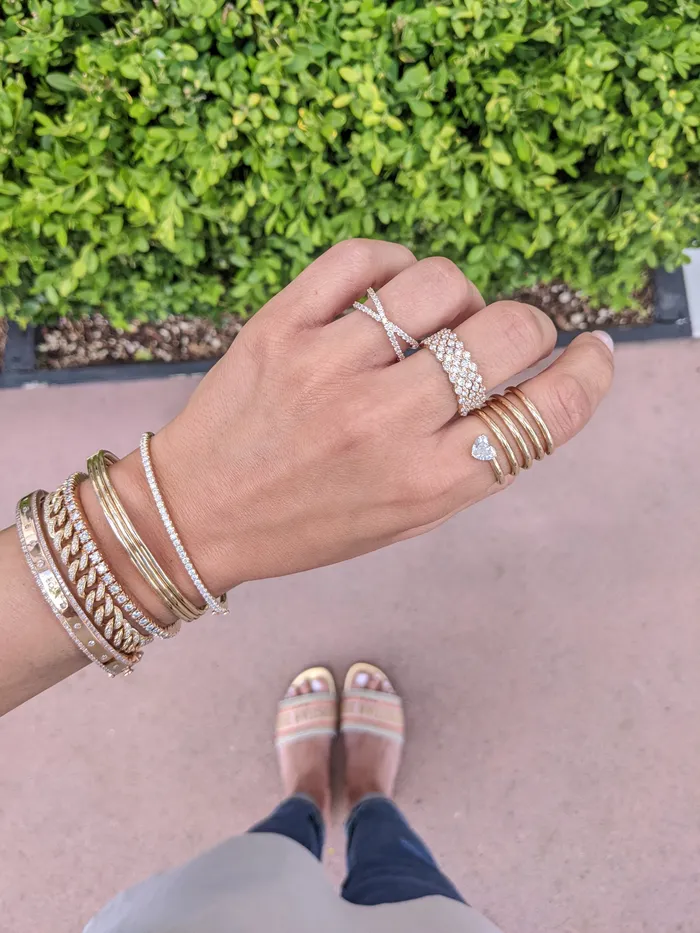 Rings RACHEL LYNN CHICAGO 14 Karat Yellow Gold and Diamond Criss Cross Ring