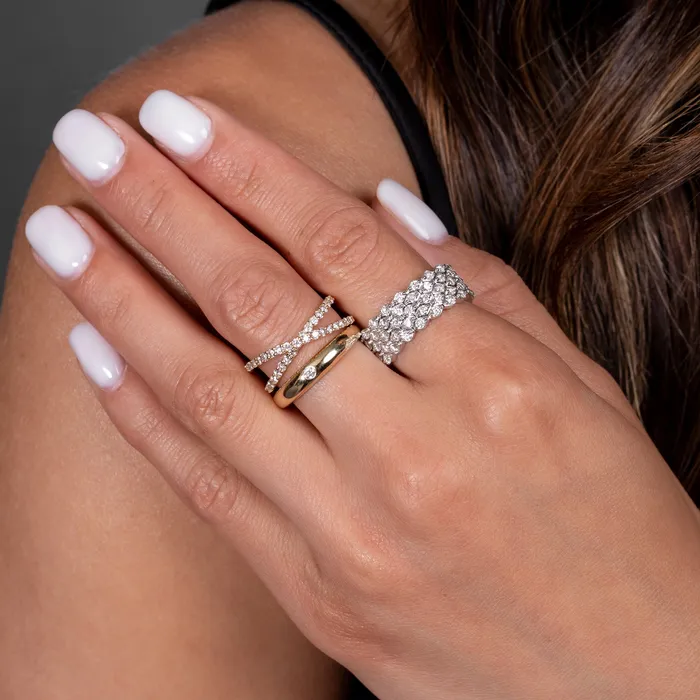 Rings RACHEL LYNN CHICAGO 14 Karat Yellow Gold and Diamond Criss Cross Ring