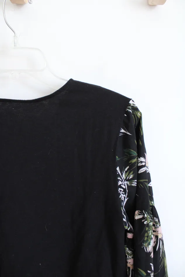 Rings Van Heusen Van Heusen Black Floral VNeck Top S Petite