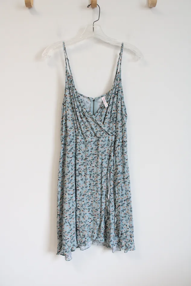 Rings Xhilaration Xhilaration Blue Floral Wrap Dress M