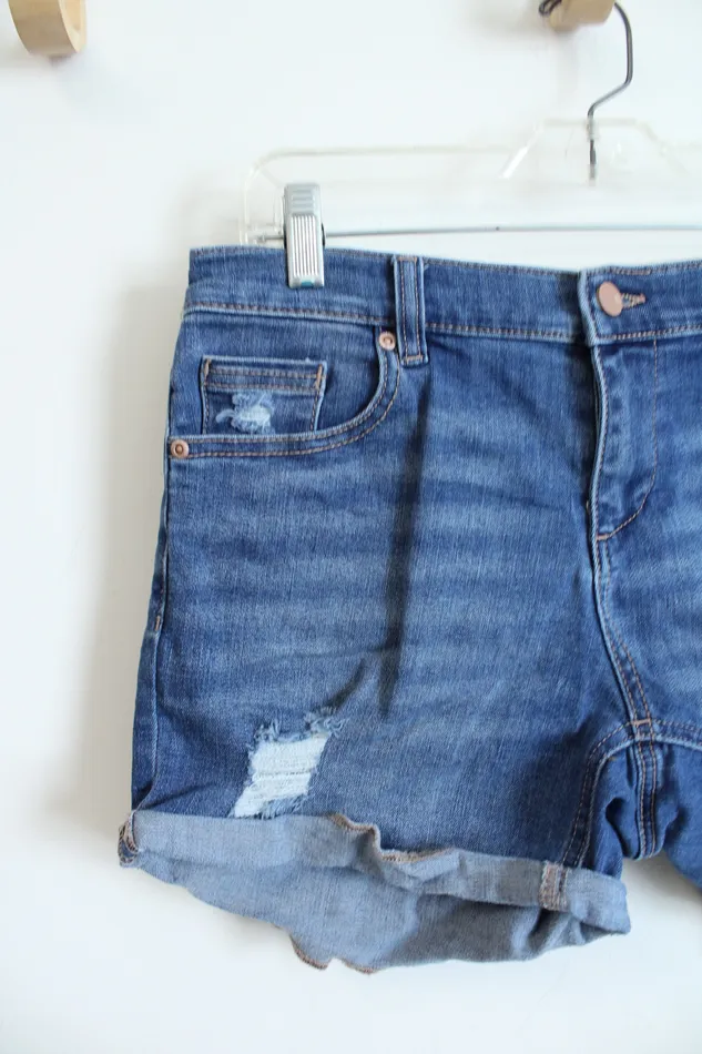 Soho Distressed Cuffed Jean Shorts 6 Soho Earrings