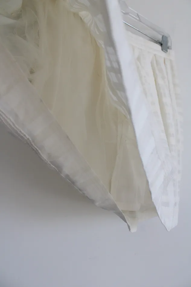 Tildon Tildon Textured Cream Plaid Mini Skirt 10 Earrings