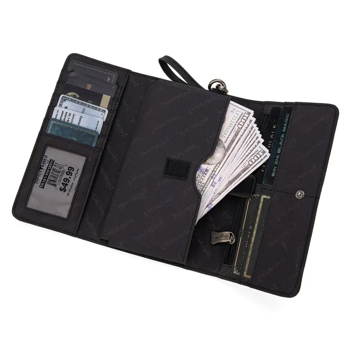 TRINITY RANCH Rings Trinity Ranch Floral Tooled Collection Wallet Black